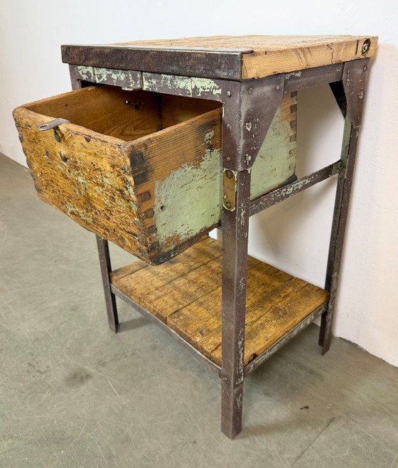 Industrial Chest of Drawers, 1950s – Iron (photo 15 of 17)