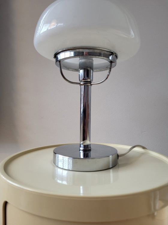 Image 1 of Mushroom lamp, vintage, chrome en mat wit glas