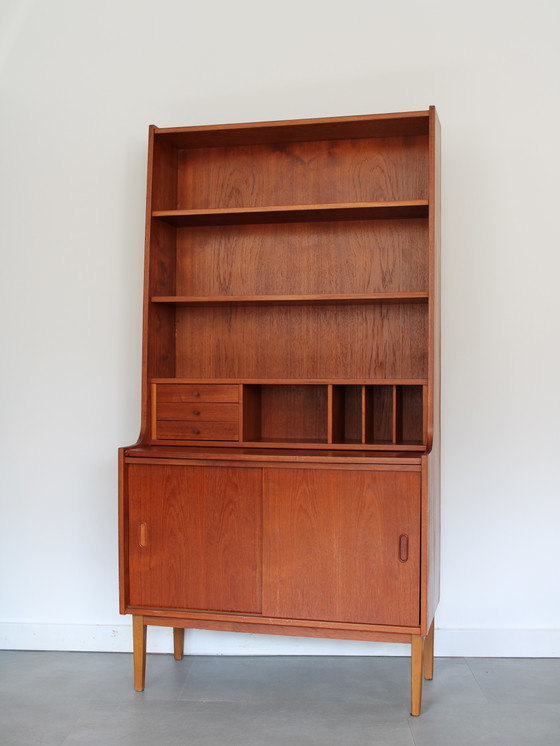Vintage Danish Teak Bookcase by Heinrich Freundlich – Wood (photo 5 of 12)