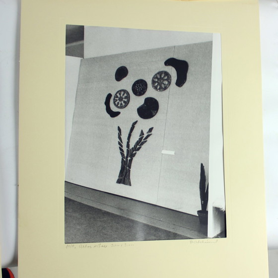 Image 1 of Set van 2 vintage foto's van keramisch kunstwerk door Ditta Abrahámová, Tsjecho-Slowakije 1980