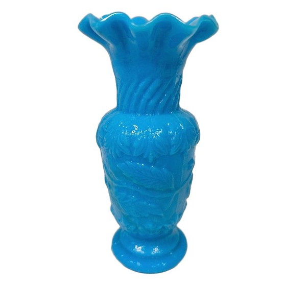 Image 1 of Antiek Frans Victoriaans blauw opaline glas vaasje 1920's