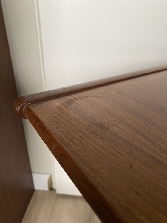 Louis Van Teeffelen Zigzag Sidetable – Side tables, Wood (photo 6 of 6)