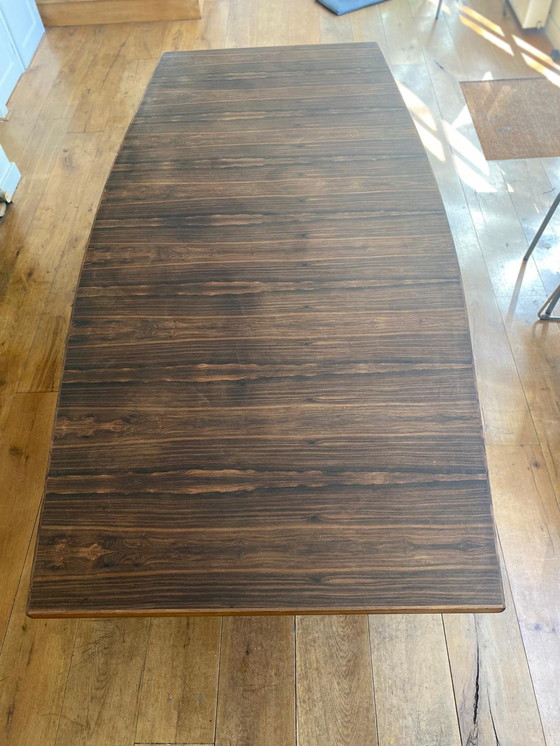 Image 1 of Grande tavolo da pranzo in palissandro, a forma di botte, metà secolo, 250x100/120cm