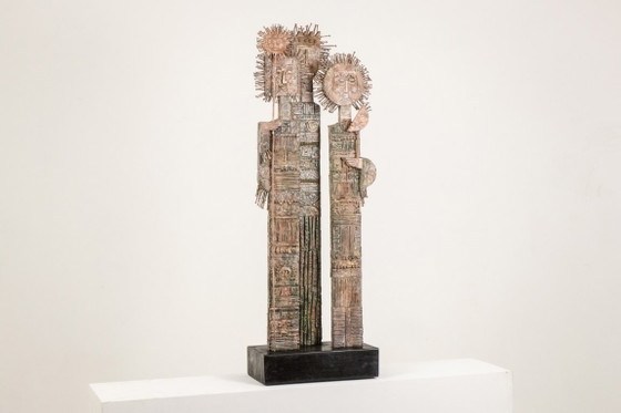 Image 1 of Lawrence. Doppelseitige, geschnitzte Holzskulptur. 20. Jahrhundert.