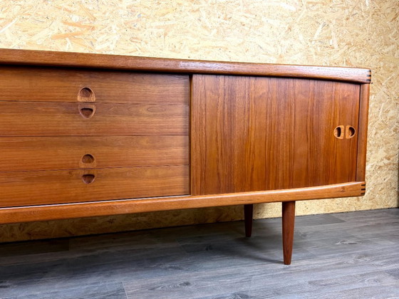 Image 1 of Teakhouten dressoir/credenza uit de jaren 60/70 van H.W. Klein Bramin, Deens modern design.