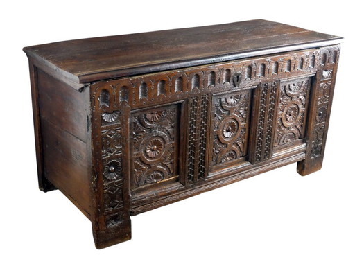 17th century Dutch chest , oak wood