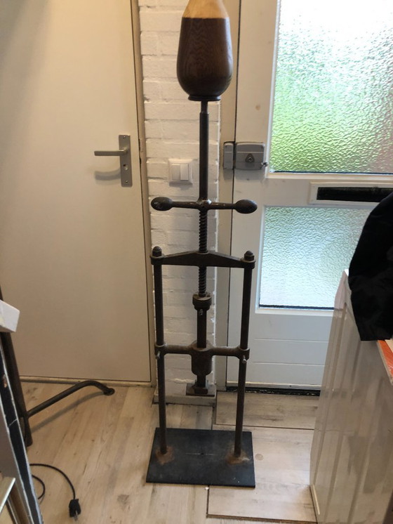 Image 1 of Grande pressa antica in ghisa - 26 kg - 180 cm di altezza