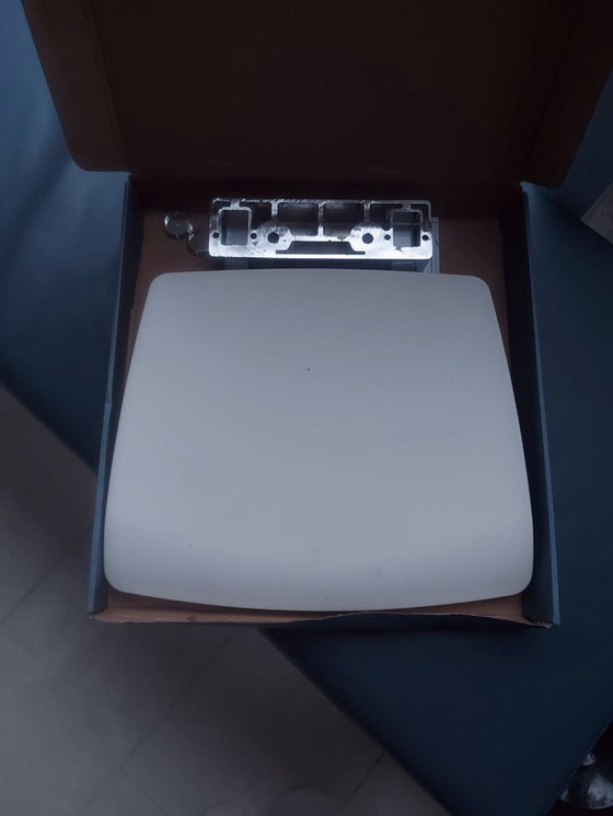 Image 1 of Asiento de ducha SMEDBO FK404 – Plegable, cromado de lujo y blanco NUEVO