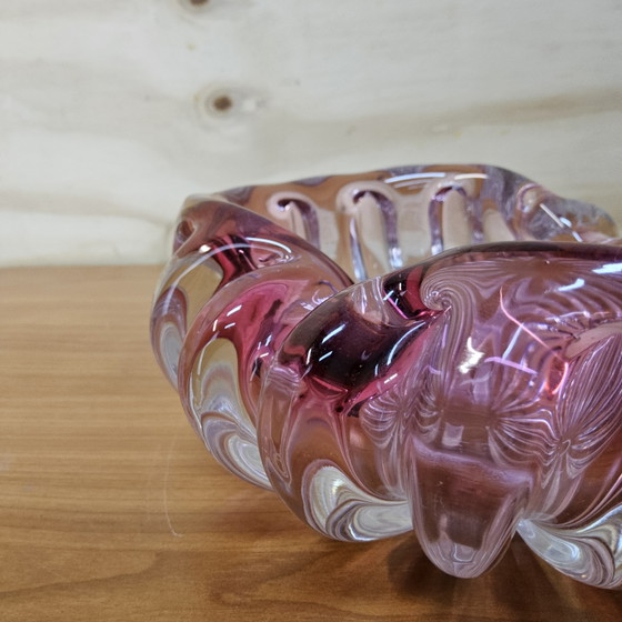 Image 1 of Vintage grote roze kristallen asbak/schaal (Muranoglas) (Val Saint Lambert) cranberry kleur