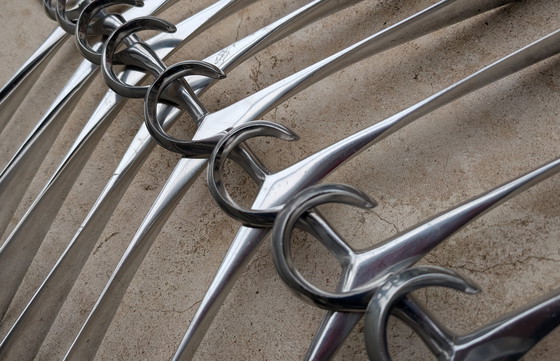 Image 1 of 12 perchas de aluminio estilo Art Nouveau