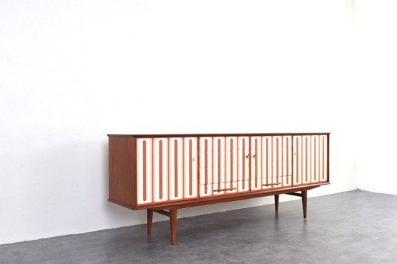 Image 1 of Mid Century Op-Art Handbemaltes Teakholz Sideboard, 1960er Jahre