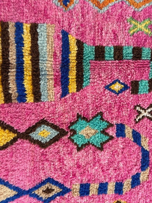 Handmade Moroccan Wool Rug 150x190 cm – Colorful Abstract Berber Carpet – Pink & Orange Modern Boho Decor 