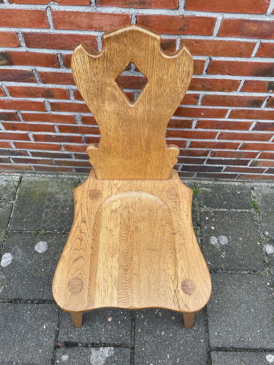 Image 1 of 4 Brutalistiche stoelen