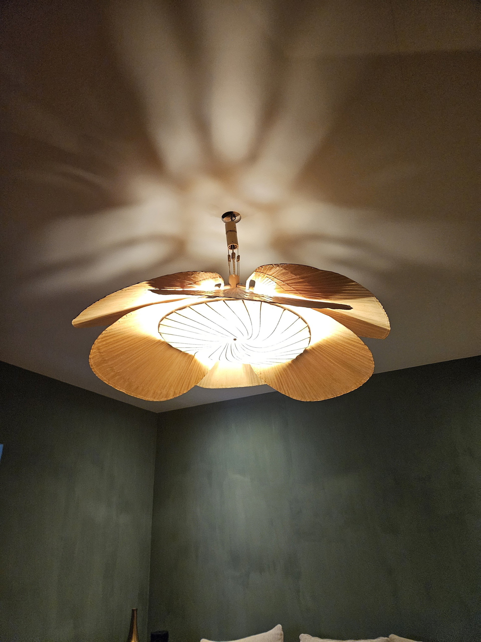 Ingo Maurer 'Uchiwa Hana' chandelier | €17,500 | Whoppah