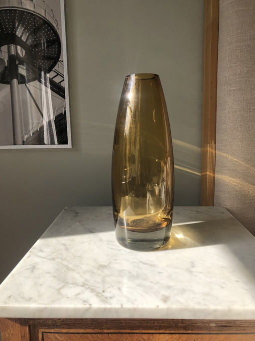 Model 1365 vase by Tamara Aladin for Riihimaen Lasi Oy Finland 1960's – vazen, Glass (photo 2 of 5)