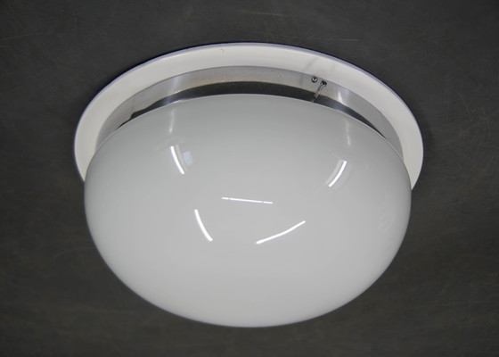 Image 1 of Grote Bauhaus chromen wand- of inbouwlamp, jaren 1940