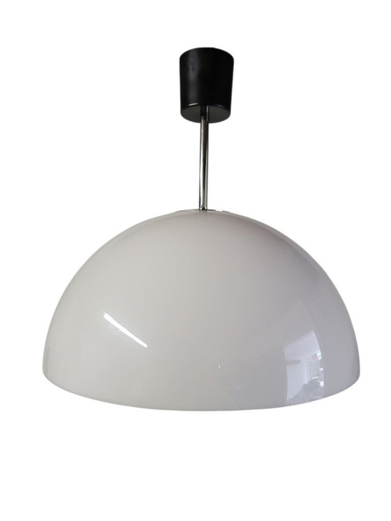 Image 1 of Lampada a sospensione vintage in plexiglass dell'era spaziale, bianca, probabilmente anni '70