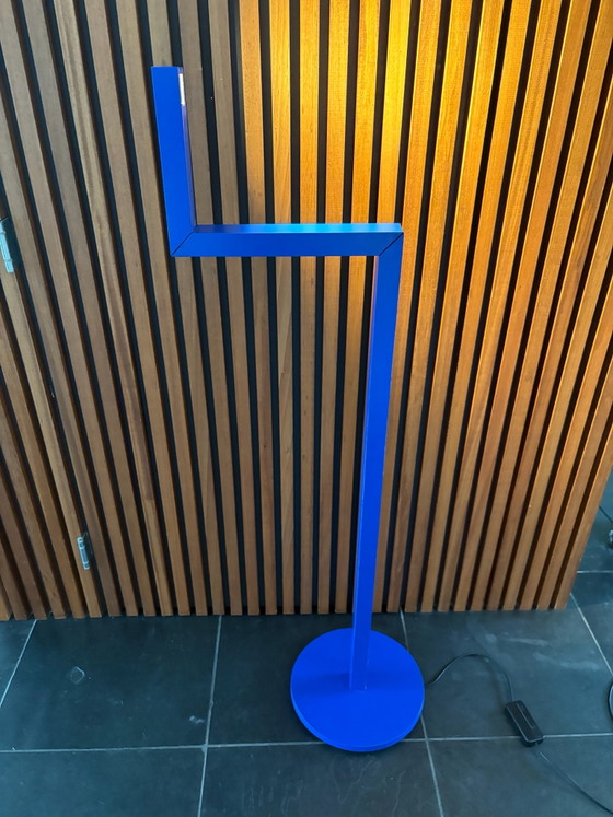 Philips Lirio Designlampe - knicl knack – Stehleuchten, Metall (photo 2 of 9)