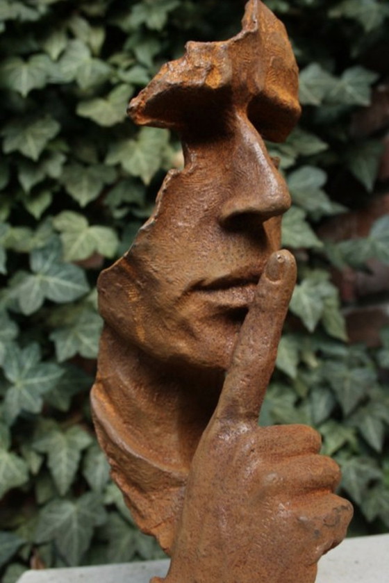 Image 1 of Der Flüsterer