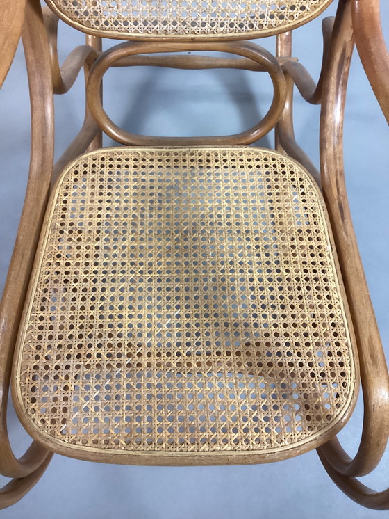 Image 1 of Vintage Thonet Stijl Rotan Schommelstoel Fauteuil