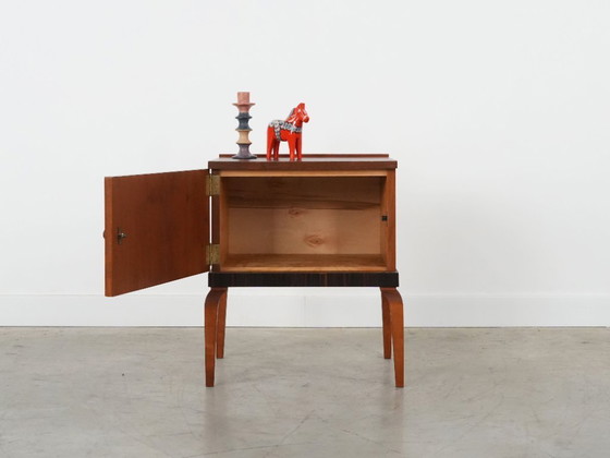 Image 1 of Armoire en noyer, design danois, années 1960, production : Danemark