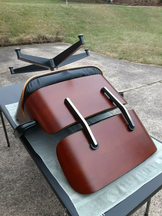 Image 1 of Authentic Herman Miller Eames Lounge Chair