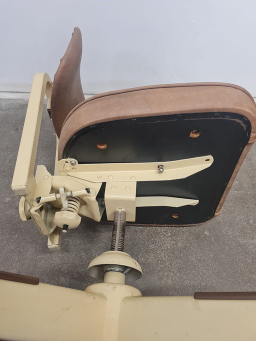 Chaise de bureau pivotante moderne du milieu du siècle par United Chair Co, années 1950