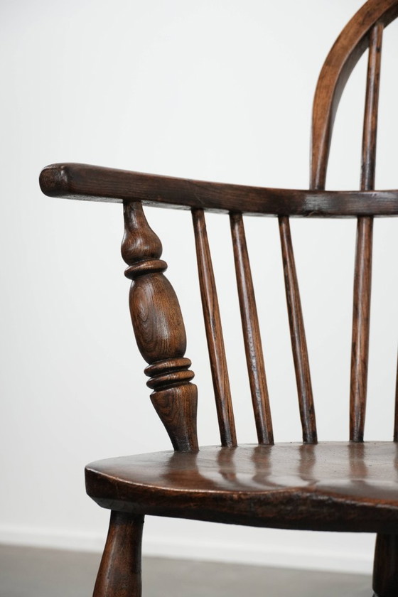 Image 1 of 8 fauteuils Windsor anglais anciens