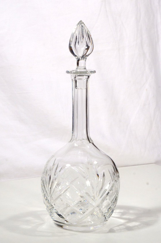 Kristallkaraffe aus Saint-Louis-Schliff, Dekor Chantilly, hergestellt in Frankreich, 13 x 31 cm (photo 5 of 6)