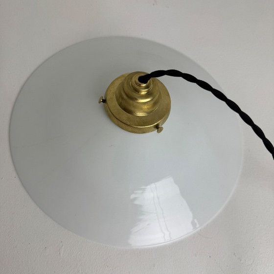 VINTAGE CONICAL OPALINE PENDANT LAMP, Metal, Brass, White (photo 4 of 8)
