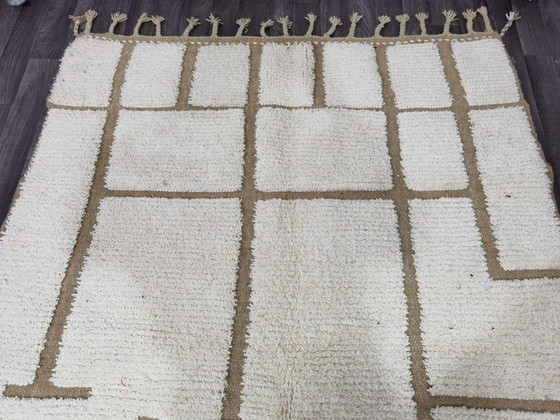 Dekorierter Berberteppich aus Naturwolle, 150/250 cm – Teppiche & Läufer, Wool (photo 3 of 7)