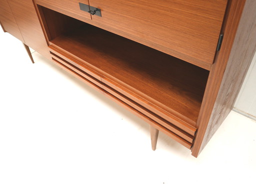 Groot Vintage Highboard Dressoir / Wandmeubel Van Teakhout Uit De Jaren ’60