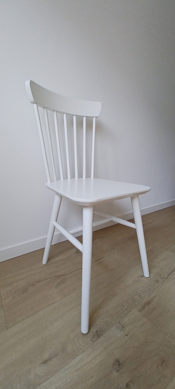 Image 1 of Pippa houten spijlenstoelen