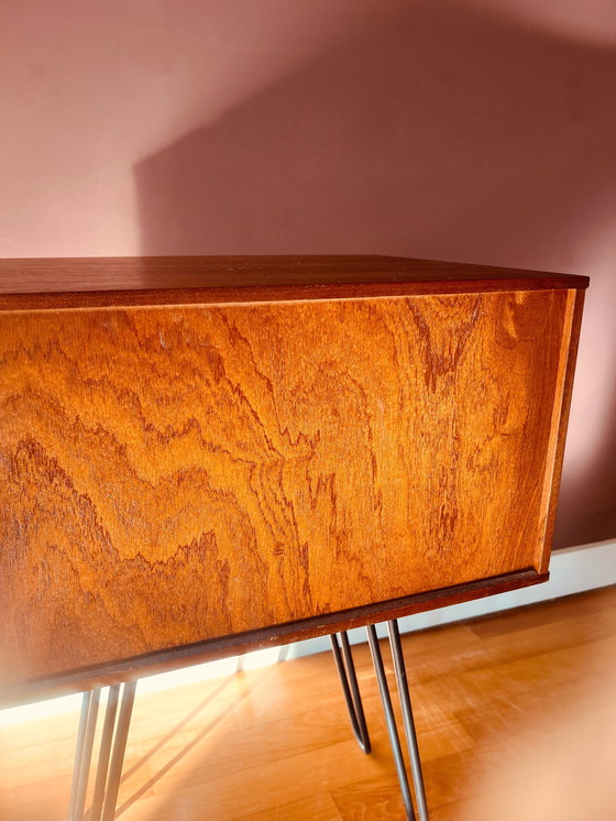 Image 1 of Vintage besteklade op pootjes