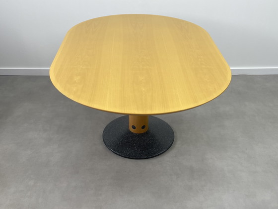 Image 1 of Arco Diabolo oval dining table 158 x 105