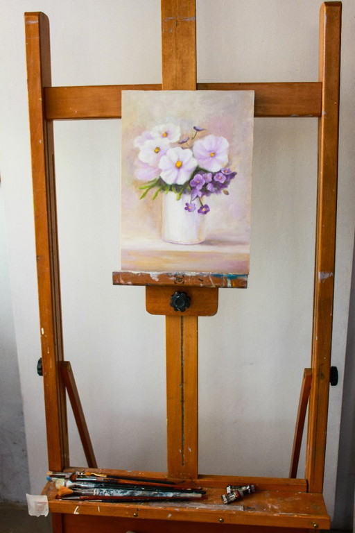 Cuadro original con flores pintadas a mano sobre tabla al óleo firmado por el autor. Obra única.
