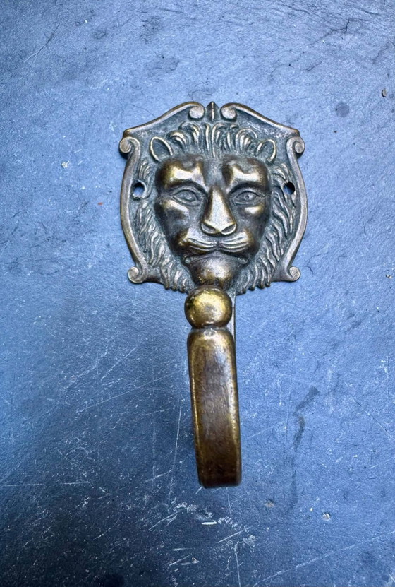 3 patères lion en laiton massif style baroque – Portemanteaux, Brass, Art Deco (photo 5 of 7)