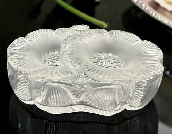 Image 1 of Lalique - Flacon de Parfum "Deux Fleurs"