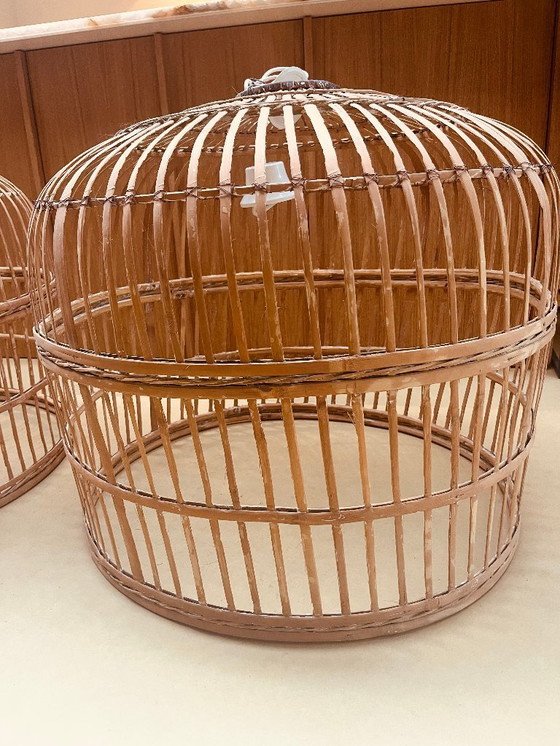 Image 1 of Set unico di 2 lampade a sospensione in rattan fatte a mano