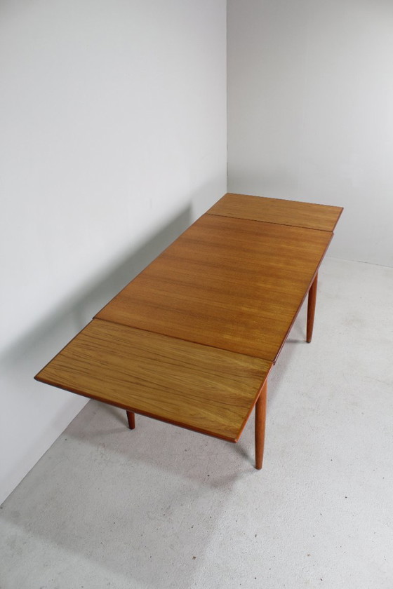 Image 1 of Vintage extendable dining table from the 1960s