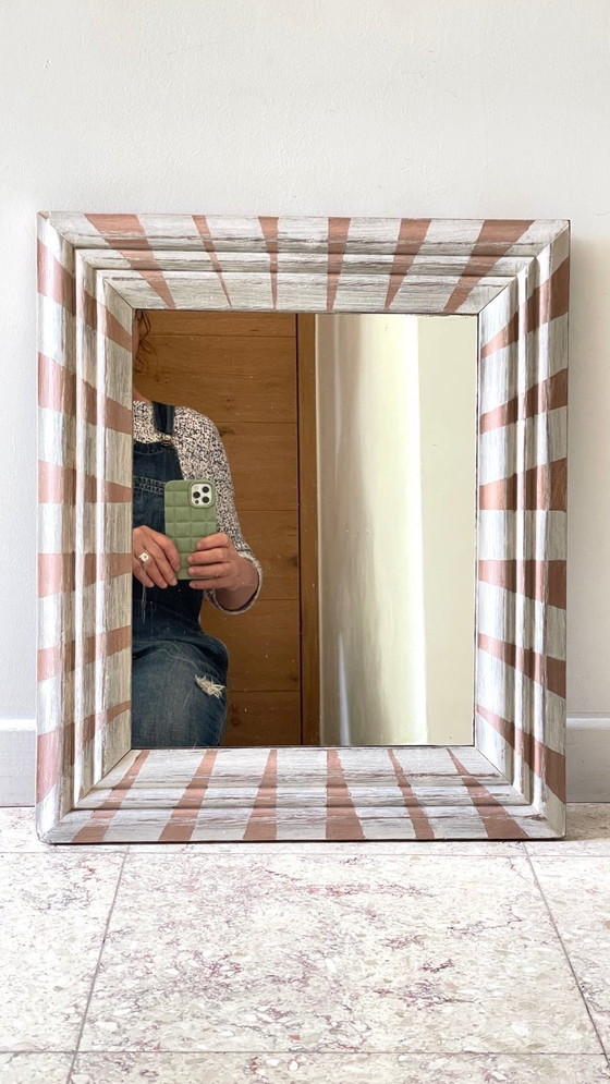 Image 1 of Antieke handbeschilderde houten spiegel