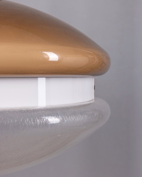 Image 1 of Vintage jaren 70 duifgrijze plexiglas kroonluchter, Italiaans design