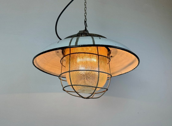 Image 1 of Industrielle graue Emaille-Hängeleuchte im Fabrikkäfig-Design aus Gusseisen von Zaos, 1960er Jahre