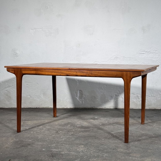 McIntosh T3 Teak Extending Dining Table by A.H. McIntosh and Co, 1960s – eettafels, Wood (photo 2 of 18)