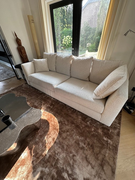 Eichholtz Taylor sofa