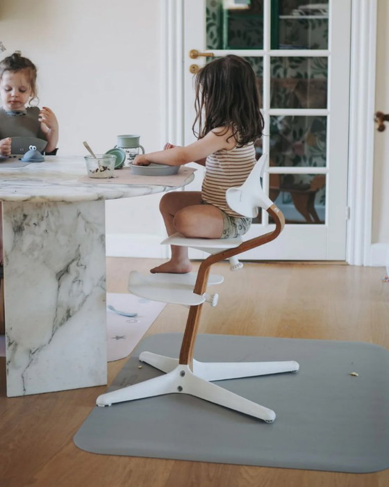 Image 1 of Alfombra de suelo Noui Noui color salvia - Para debajo de la trona