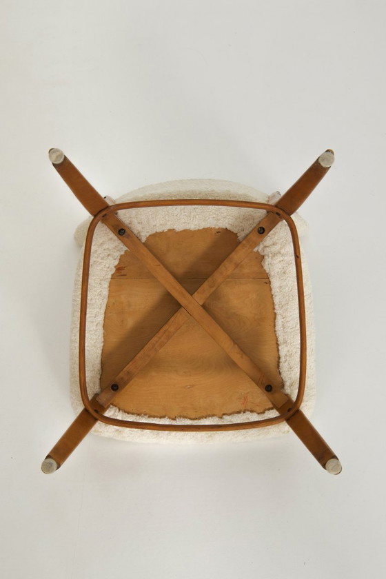 Image 1 of Een set van 4 eetkamerstoelen uit de 'Triva'-serie