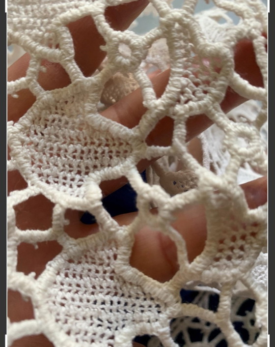 Antique Luxeuil Lace Table Runner - 114 x 32 cm - 1900-1930, Table accessories, Cotton, Creme (photo 8 of 9)