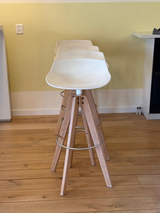 Image 1 of 4 tabourets de bar MDF Italia