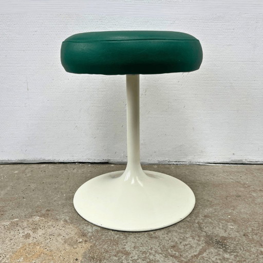 2x sgabelli a tulipano Mid-Century con seduta in similpelle verde